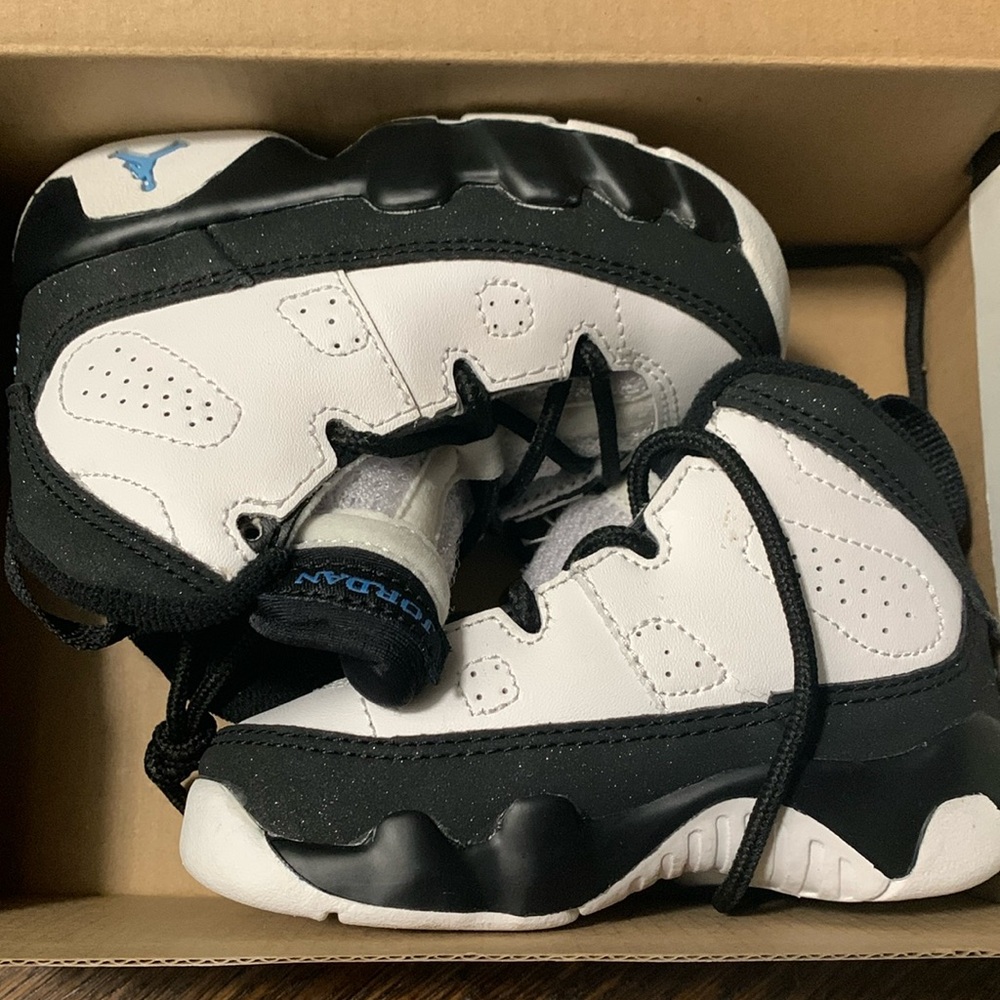 Air Jordan 9 Retro Toddler White/University Blue 5C